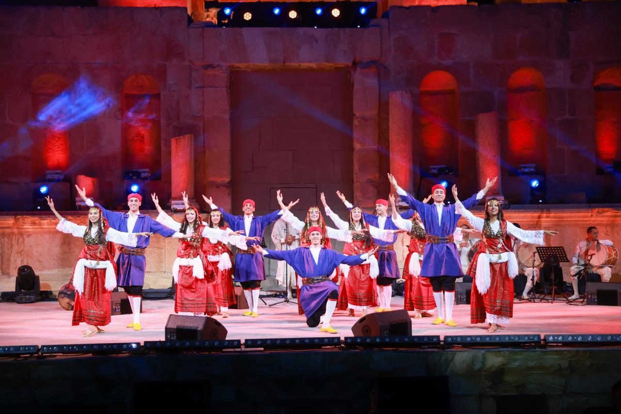 درصاف الحمداني تزين المسرح الشمالي في جرش بالصبغة التونسية