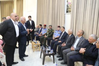 مندوبا عن الملك وولي العهد.. العيسوي يعزي عشائر حتر والهويدي والطراونة