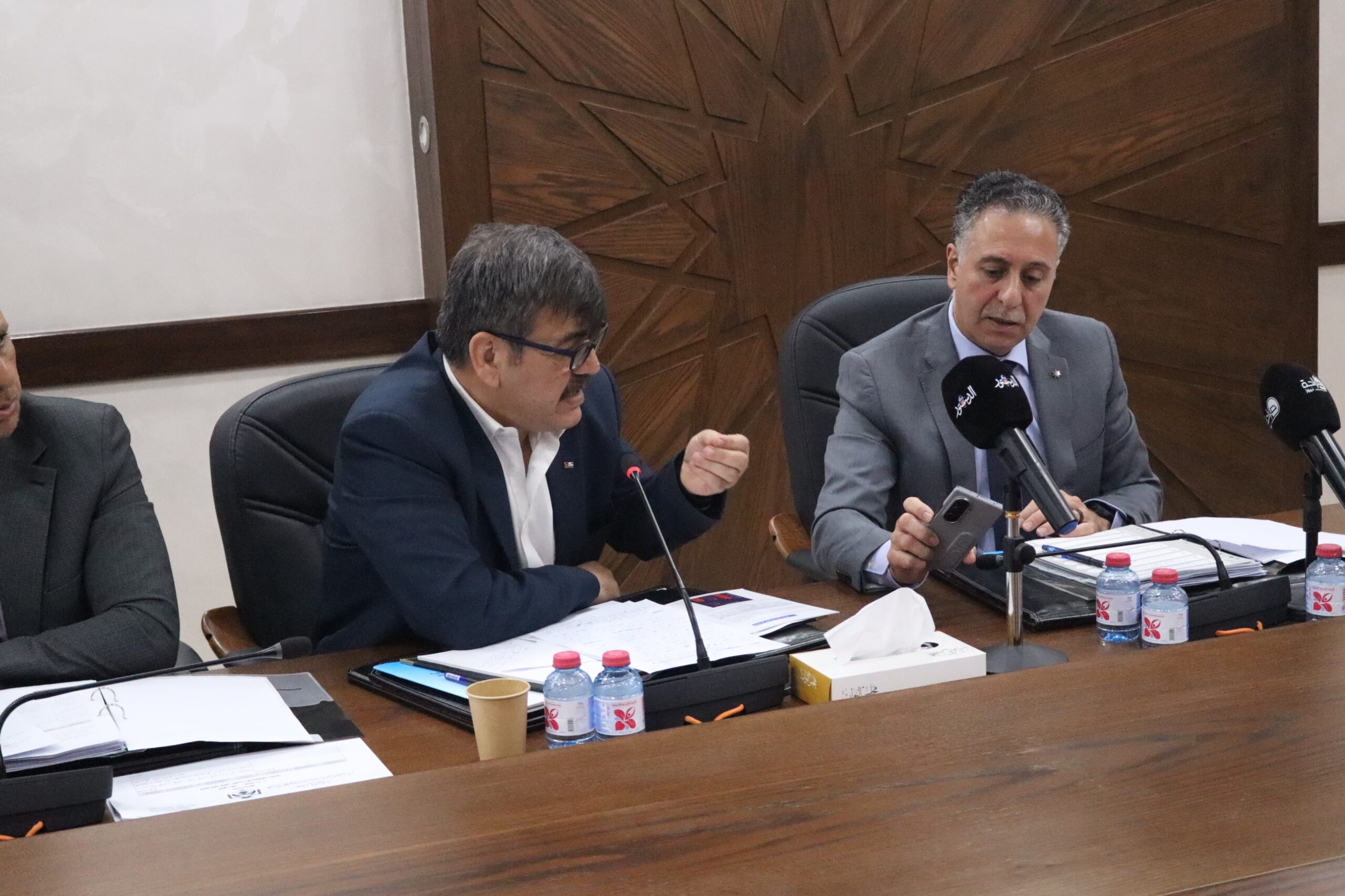 "الاقتصاد النيابية" تشرع بمناقشة مشروع قانون إلغاء المؤسسة الاستهلاكية المدنية