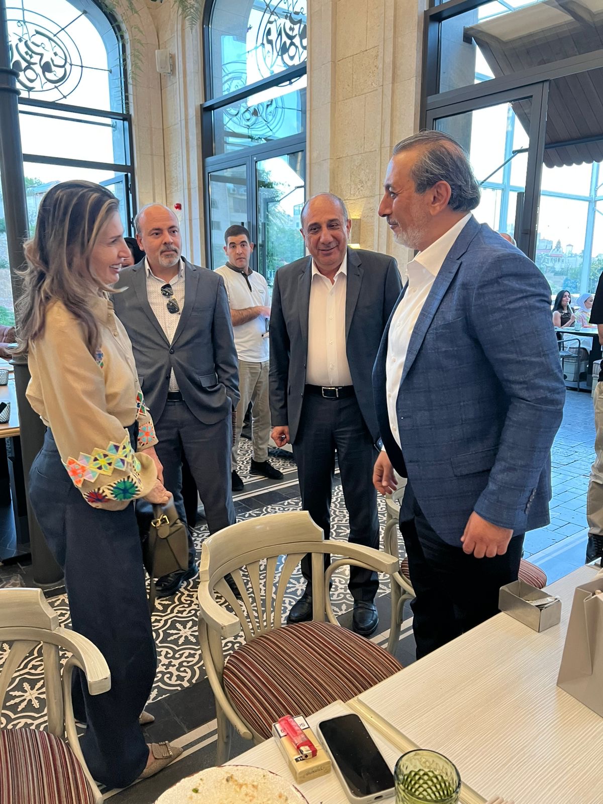 صورة حول : شركة الحوسبة الصحية الدولية تكرّم السيد غسان اللحام شركة الحوسبة الصحية الدولية تكرّم السيد غسان اللحام