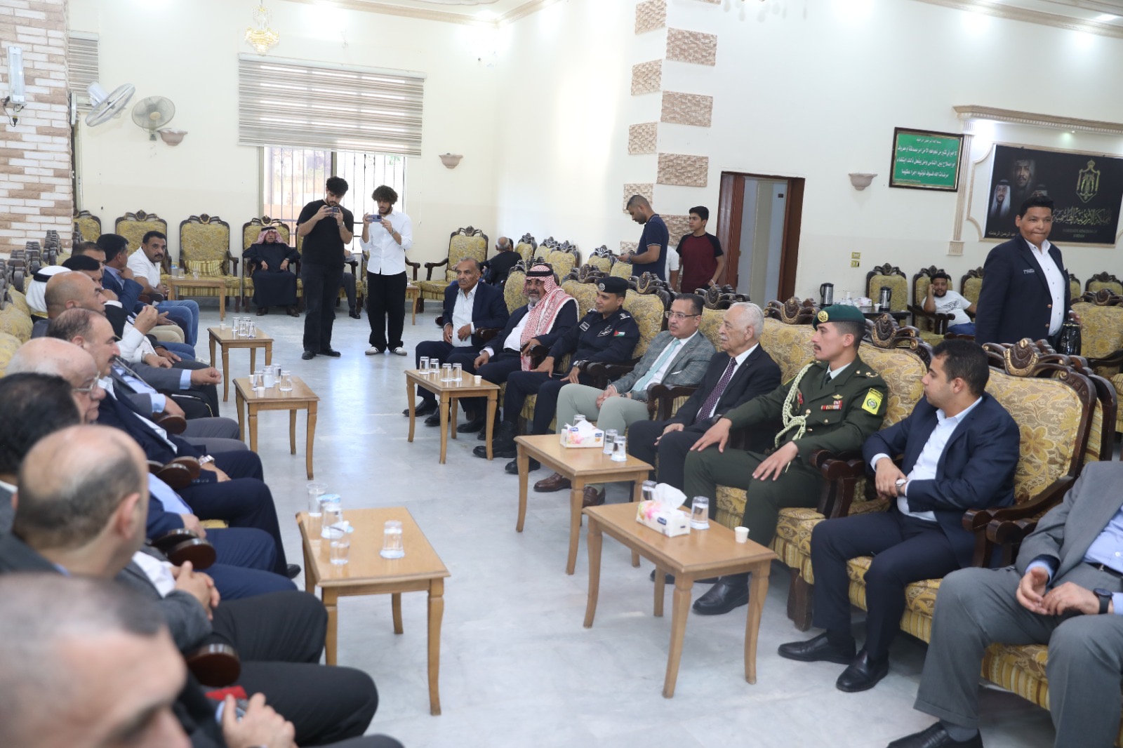 مندوبا عن الملك وولي العهد.. العيسوي يعزي الخلايلة والرحامنة