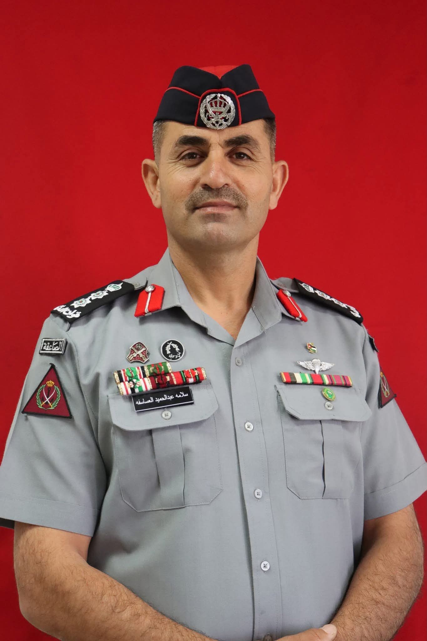 صورة حول : العقيد سلامة العساسفة الحباشنة قائدا لوحدة انضباط الشرطة في مديرية الأمن العام العقيد سلامة العساسفة الحباشنة قائدا لوحدة انضباط الشرطة في مديرية الأمن العام