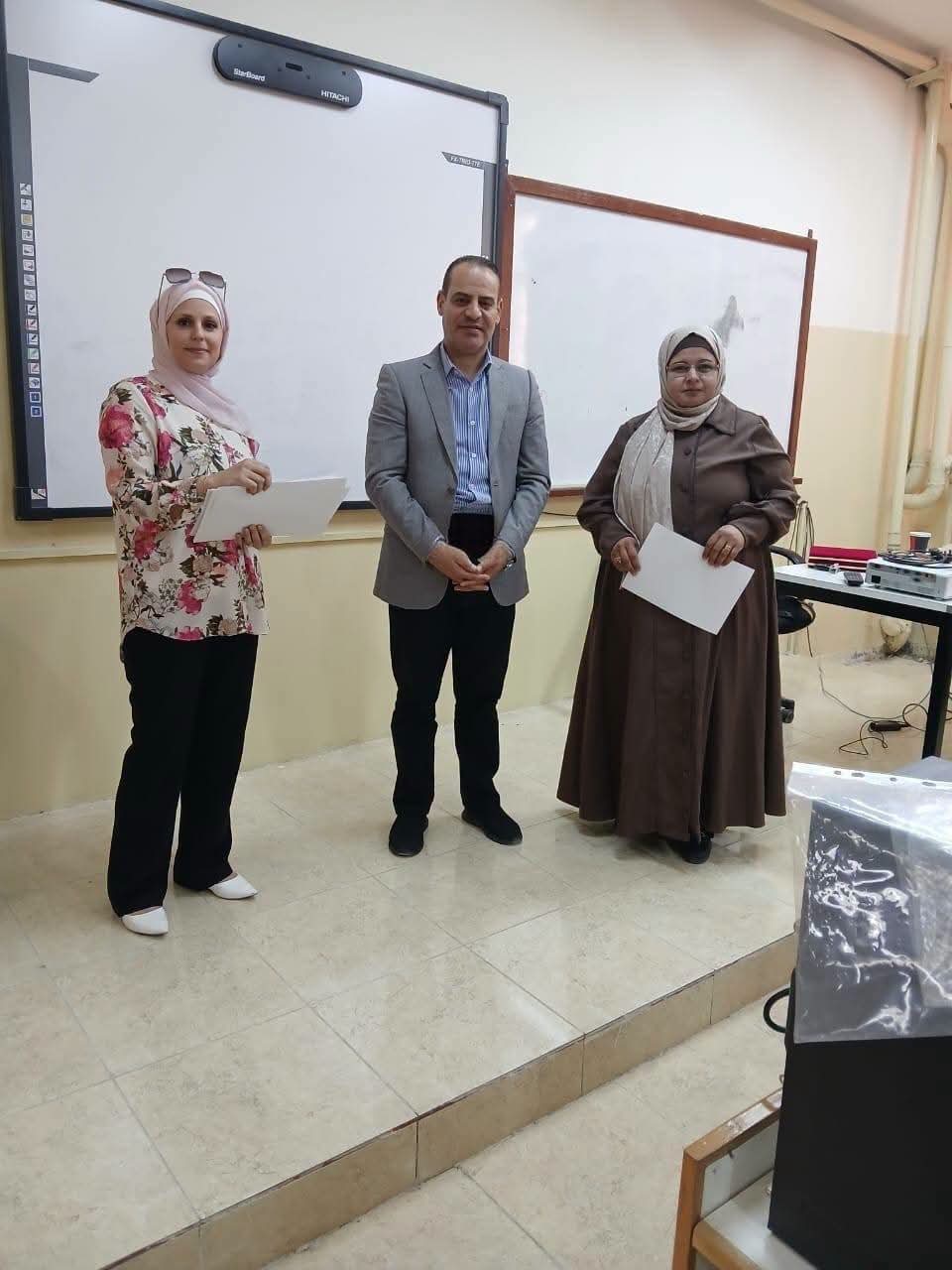 جامعة مؤتة تختتم دورة متخصصة في الذكاء الاصطناعي الإداري