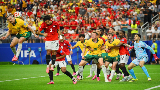 صورة حول : المصري محمد هاني أول لاعب يسجل هدفين عكسيين في نسخة واحدة من كأس العالم منذ 1966 المصري محمد هاني أول لاعب يسجل هدفين عكسيين في نسخة واحدة من كأس العالم منذ 1966