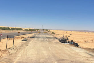 إعادة فتح طريق وادي عربة بعد إنجاز المعالجات الدائمة في غرندل