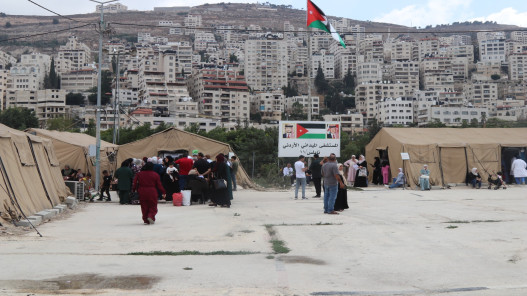 صورة حول : المستشفى الميداني الأردني نابلس/11 يباشر تقديم خدماته الطبية للفلسطينيين المستشفى الميداني الأردني نابلس/11 يباشر تقديم خدماته الطبية للفلسطينيين