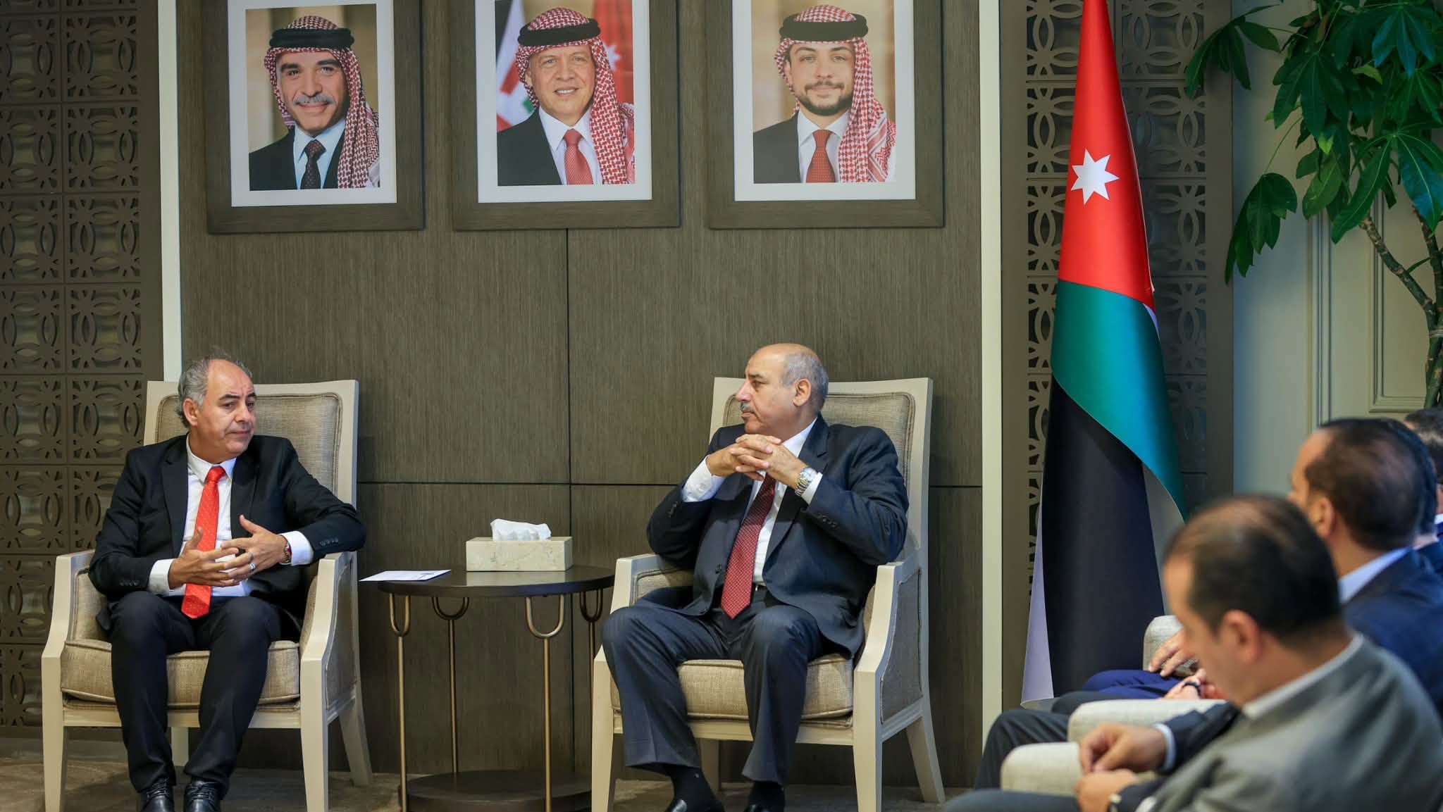 رئيس النواب يؤكد أهمية دور رابطة الكتاب الأردنيين