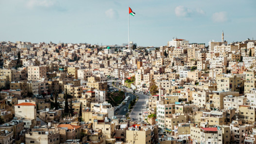 60 % من الأردنيين: الاقتصاد يتجه إيجابياً