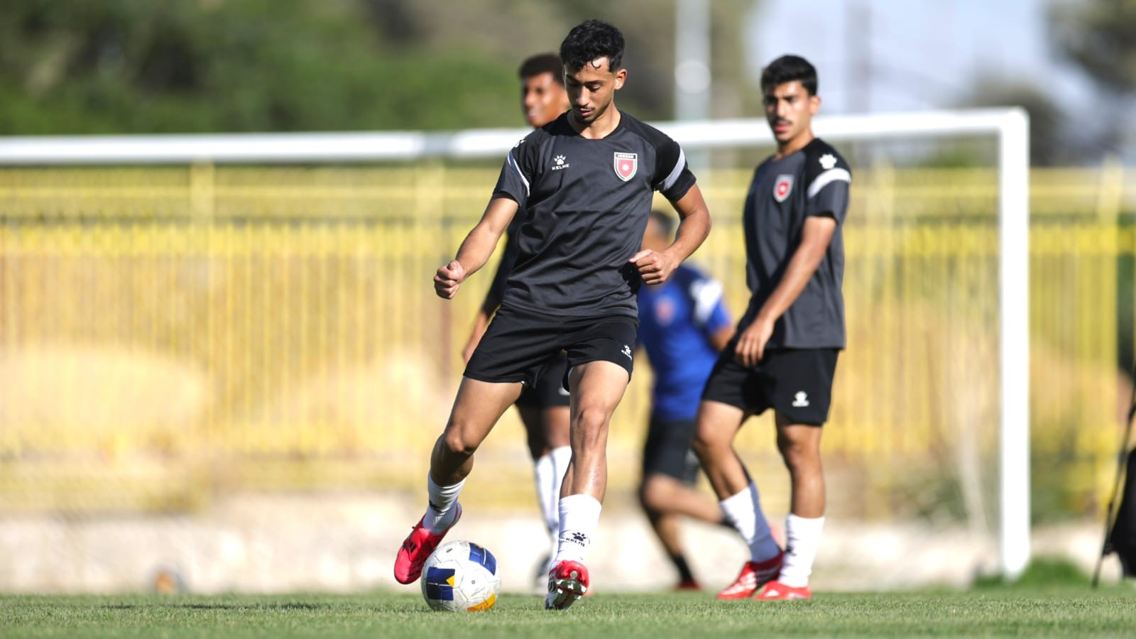 صورة حول : منتخب الشباب يلاقي أوزبكستان ودياً استعداداً للتصفيات الآسيوية منتخب الشباب يلاقي أوزبكستان ودياً استعداداً للتصفيات الآسيوية
