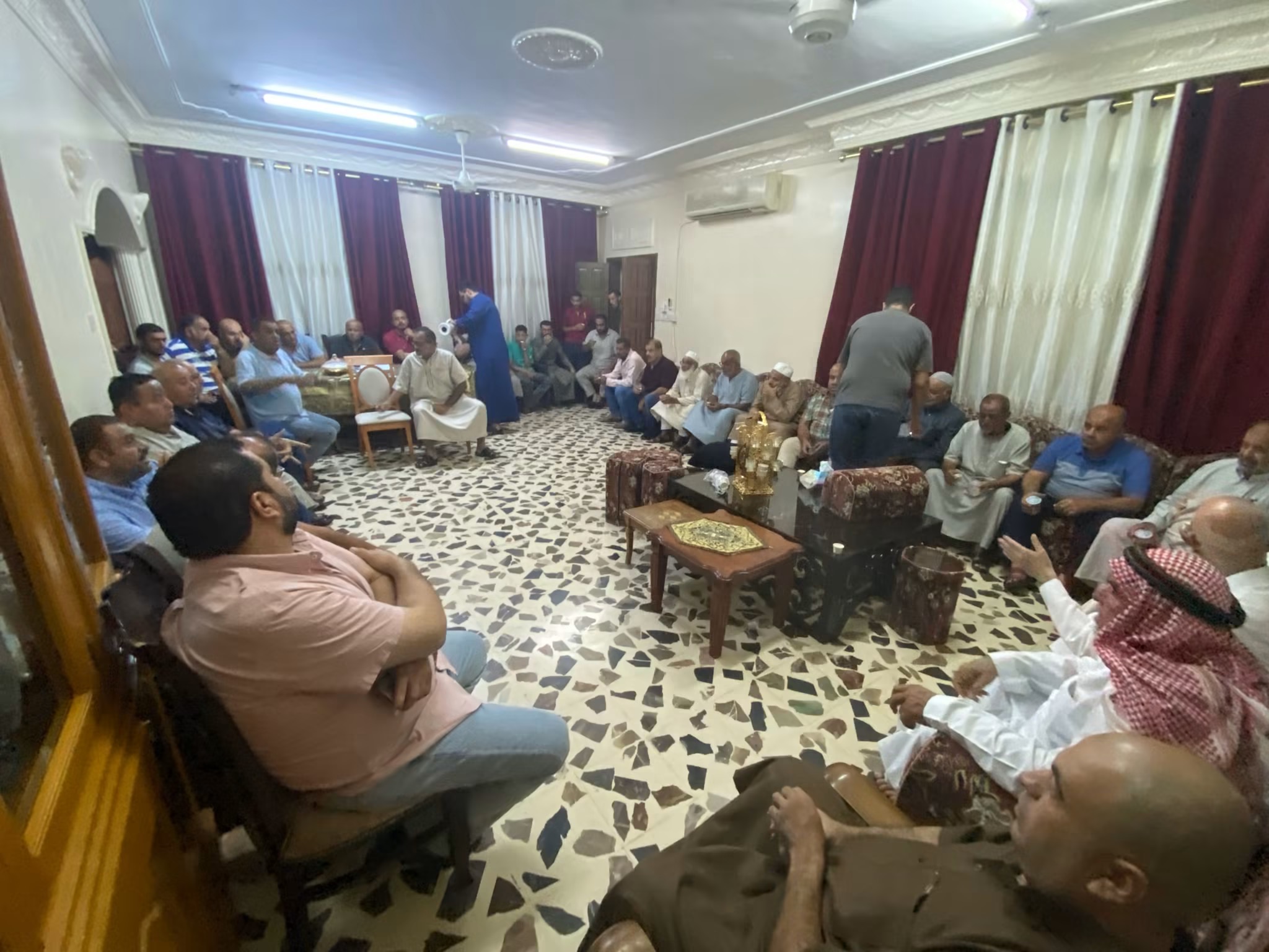 عشيرة الرياطي تؤكد ثقتها بالقضاء وتجدد الولاء للقيادة الهاشمية