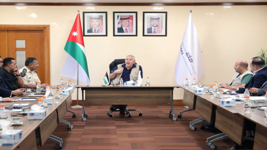 صورة حول : سلطة العقبة تبحث تعزيز انسيابية التجارة والخدمات اللوجستية سلطة العقبة تبحث تعزيز انسيابية التجارة والخدمات اللوجستية
