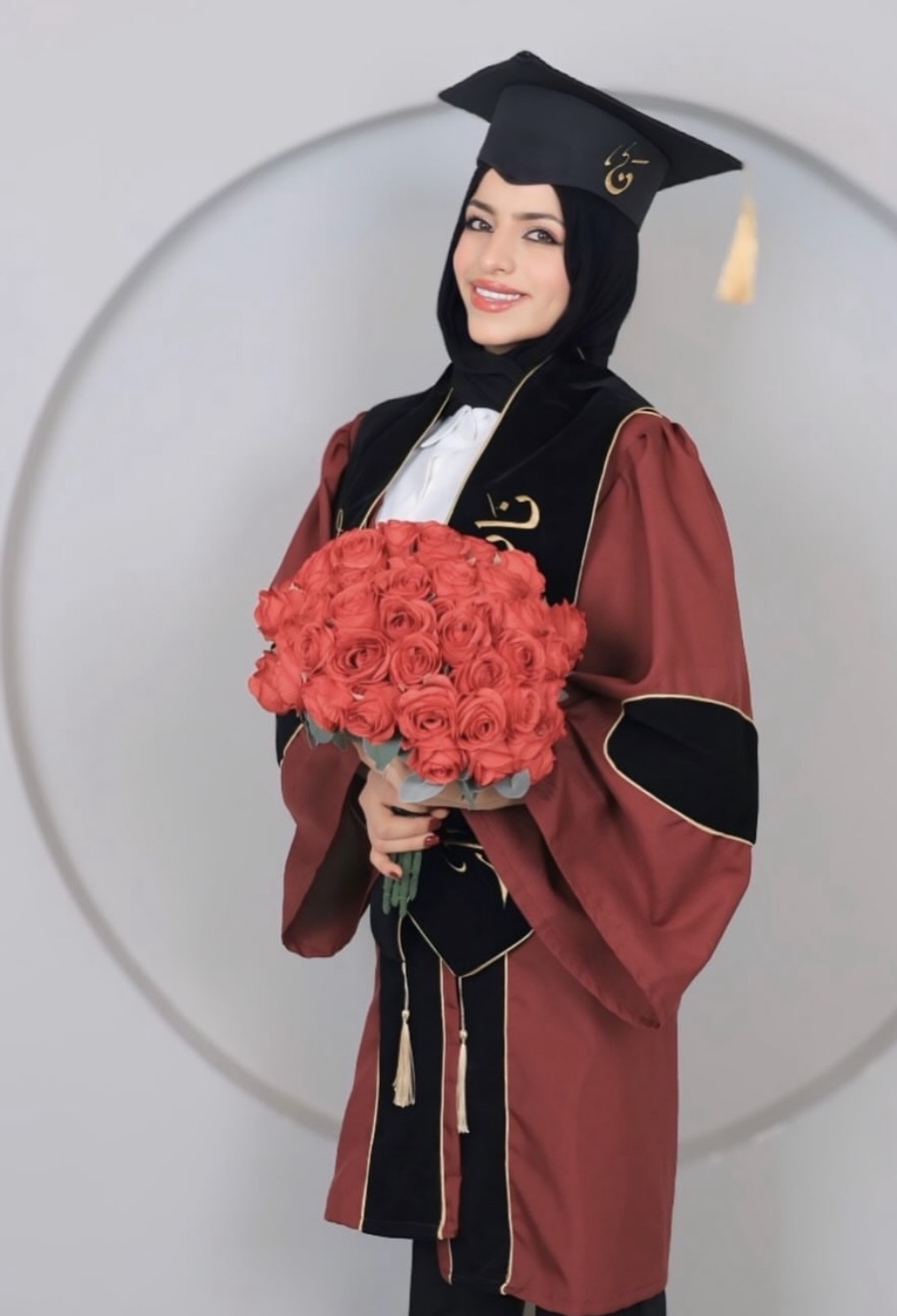 صورة حول : تهنئة وتبريك.. نانسي النجار تنال درجة البكالوريوس في الإعلام تهنئة وتبريك.. نانسي النجار تنال درجة البكالوريوس في الإعلام