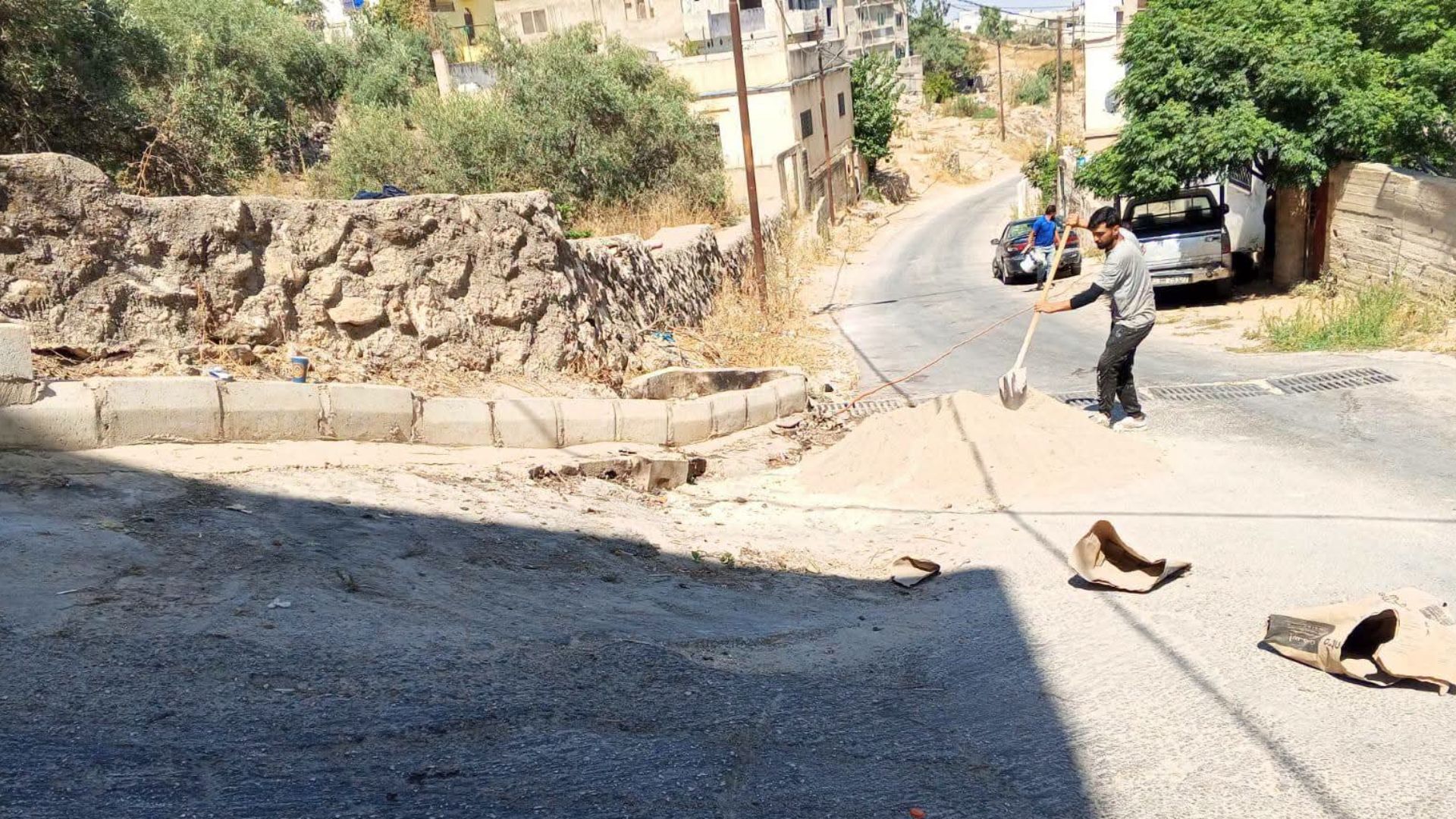 صورة حول : بلديات الكورة تواصل حملات النظافة وصيانة الطرق بلديات الكورة تواصل حملات النظافة وصيانة الطرق