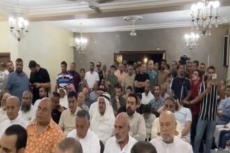بالفيديو.. اجتماع عشائري في العقبة يبحث قضية النائب حسن الرياطي