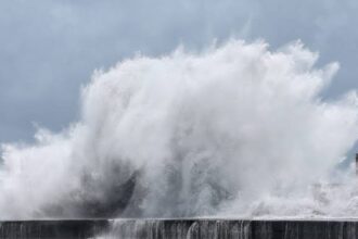 إعصار “بافي” يودي بحياة 17 شخصاً في الفلبين ونزوح آلاف الأسر