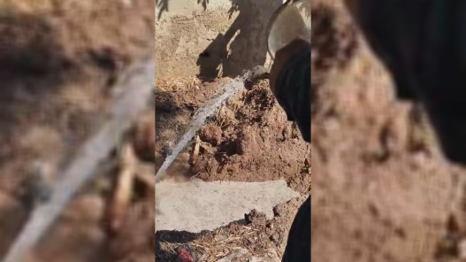 صورة حول : ضبط اعتداء على خط مياه رئيسي وتلاعب بعدادات مجمع سكني ضبط اعتداء على خط مياه رئيسي وتلاعب بعدادات مجمع سكني