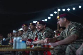 منتسبو الكتيبة الخاصة 101 يودّعون سمو ولي العهد في أمسية عسكرية