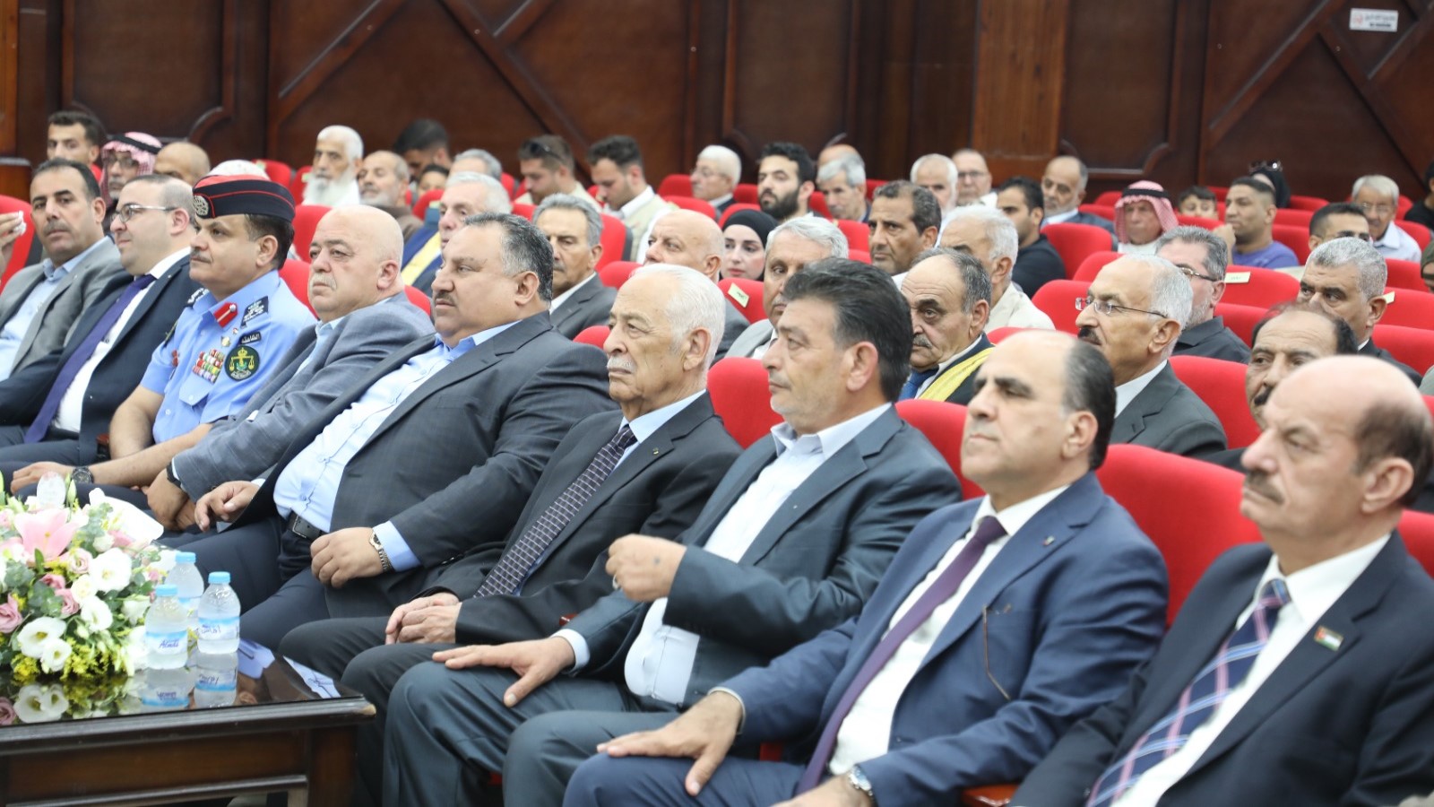 صورة حول : العيسوي يرعى احتفالية "شباب المنارة" و"منارة إربد الخيرية" بالأعياد الوطنية العيسوي يرعى احتفالية "شباب المنارة" و"منارة إربد الخيرية" بالأعياد الوطنية