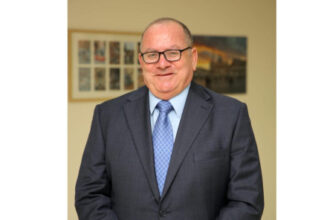 علي أبو غنيمة رئيسا لجامعة البترا