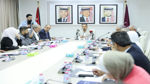صورة حول : "العمل النيابية" تقر مشروع قانون تنظيم العمل المهني "العمل النيابية" تقر مشروع قانون تنظيم العمل المهني
