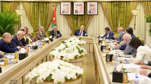صورة حول : “خارجية الأعيان” تستنكر استمرار التصعيد بالأراضي الفلسطينية المحتلة “خارجية الأعيان” تستنكر استمرار التصعيد بالأراضي الفلسطينية المحتلة