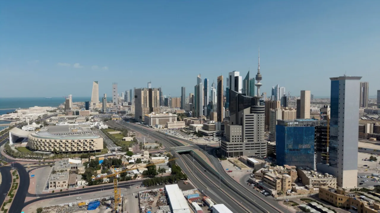 الخطوط الكويتية تعدّل جدول رحلاتها عقب التصعيد الأمني
