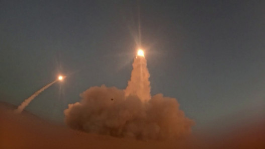 صورة حول : الكويت تعلن تعرض محطة كهرباء ومياه ثانية لهجوم إيراني واندلاع حريق الكويت تعلن تعرض محطة كهرباء ومياه ثانية لهجوم إيراني واندلاع حريق