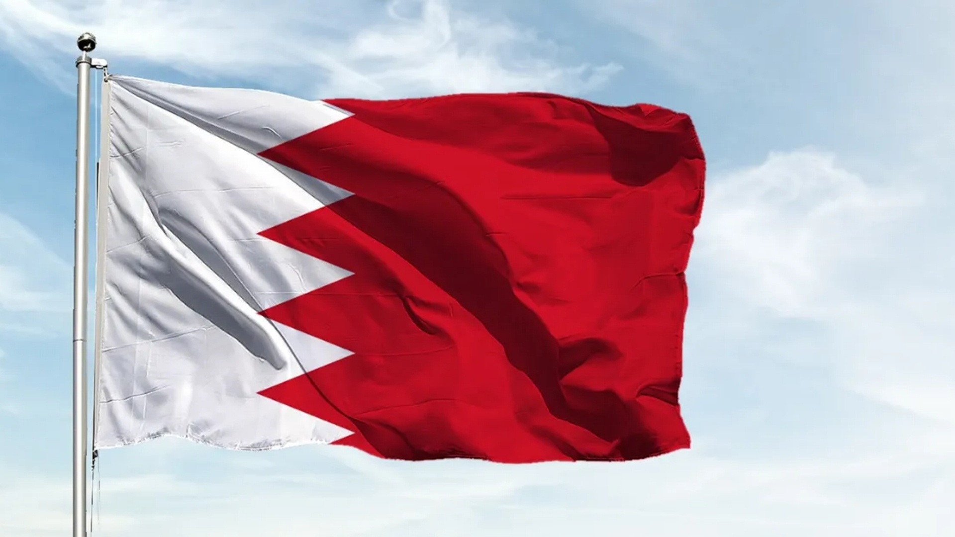صورة حول : البحرين: الدفاعات الجوية تتصدى لاعتداءات إيرانية استهدفت المملكة البحرين: الدفاعات الجوية تتصدى لاعتداءات إيرانية استهدفت المملكة