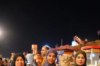 وفد عُماني يزور معرض وحدة تمكين المرأة في مهرجان جرش