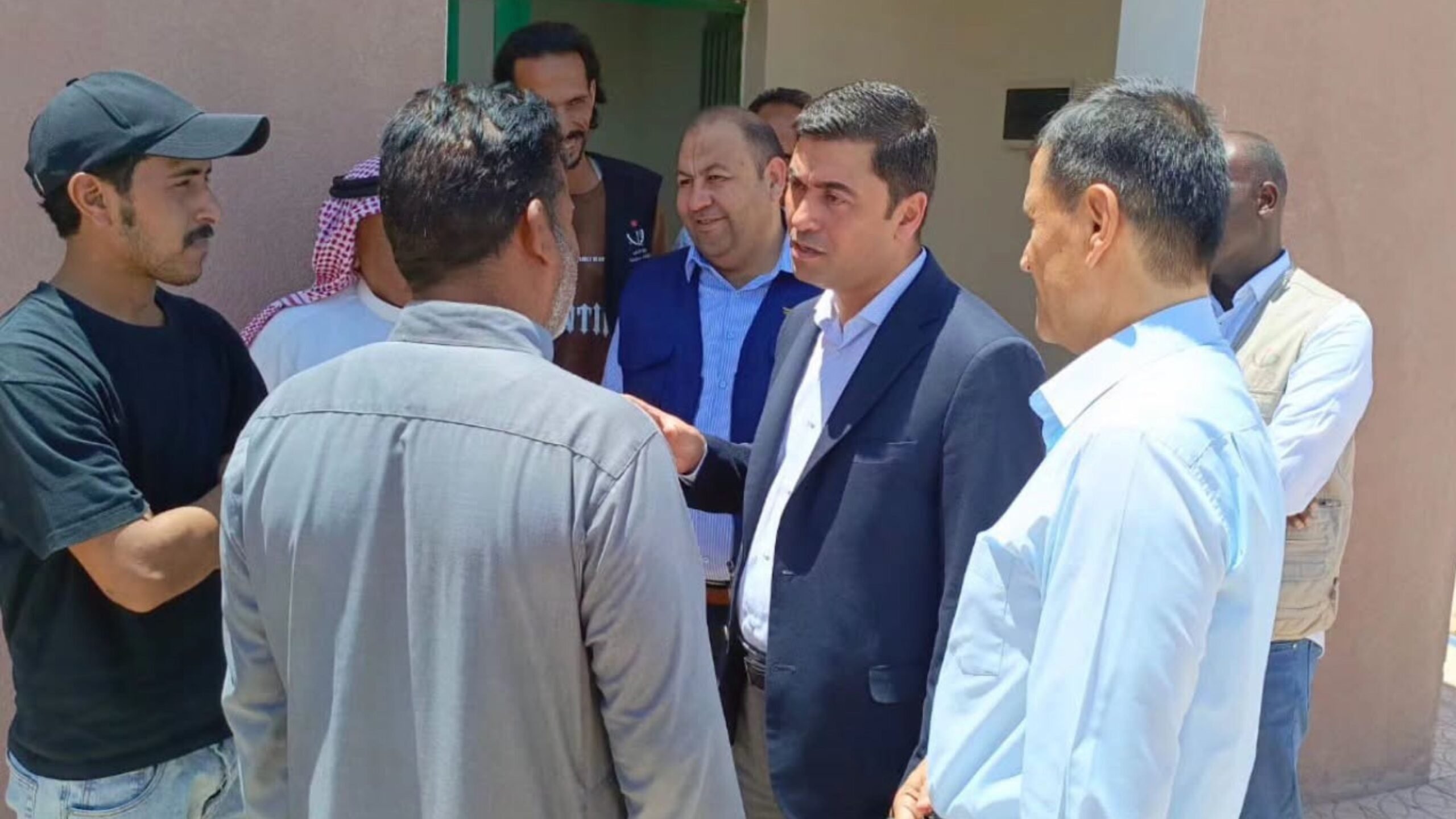 صورة حول : أمين عام وزارة الشباب يتفقد المرافق الشبابية في العقبة ووادي عربة أمين عام وزارة الشباب يتفقد المرافق الشبابية في العقبة ووادي عربة