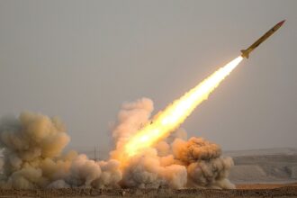 الجيش الكويتي: الدفاعات الجوية تتصدى لهجمات بطائرات مسيّرة إيرانية