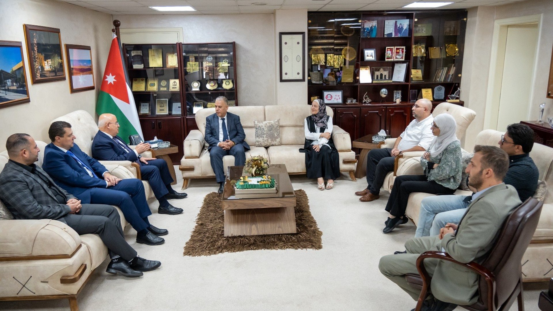 صورة حول : الجامعة الهاشمية تفوز بخمسة مشاريع أوروبية ممولة بأكثر من 2.5 مليون يورو الجامعة الهاشمية تفوز بخمسة مشاريع أوروبية ممولة بأكثر من 2.5 مليون يورو