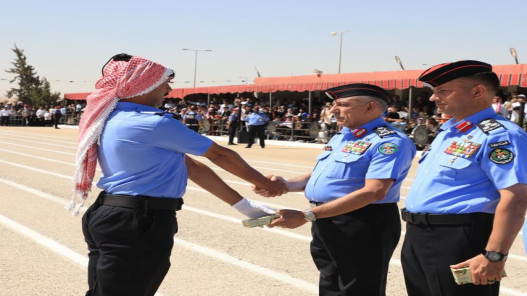 مدير الأمن العام يرعى تخريج دفعة جديدة من مستجدي الأمن العام