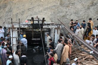 مصرع 34 عاملاً بانفجار غاز الميثان في منجم فحم بباكستان