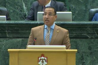 الديات يدعو الحكومة عبر "صراحة نيوز" إلى مراجعة الضرائب والرسوم وإعادة الأمل للشارع الأردني