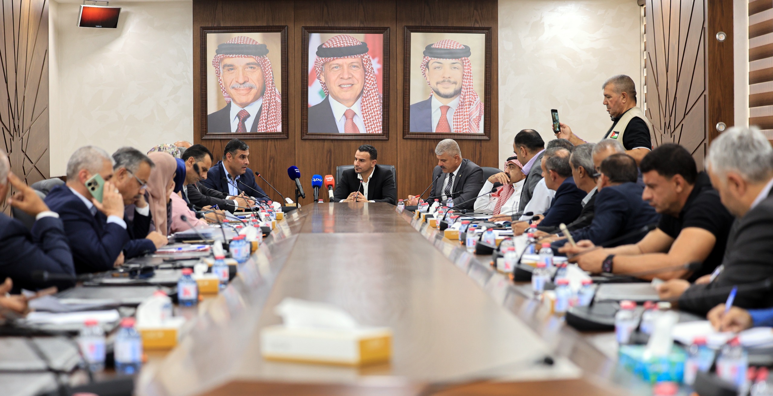 صورة حول : "الزراعة النيابية" تطلع على إنجازات مديريات الزراعة في المحافظات "الزراعة النيابية" تطلع على إنجازات مديريات الزراعة في المحافظات