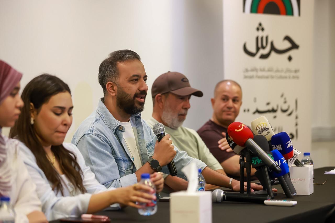 مؤتمر صحفي لفريق مسرحية "أم كلثوم" قبيل عرضها في "جرش"