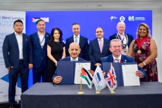 "تجارة عمّان" وغرف تجارة غرب لندن توقعان مذكرة تفاهم لتعزيز التعاون الاقتصادي