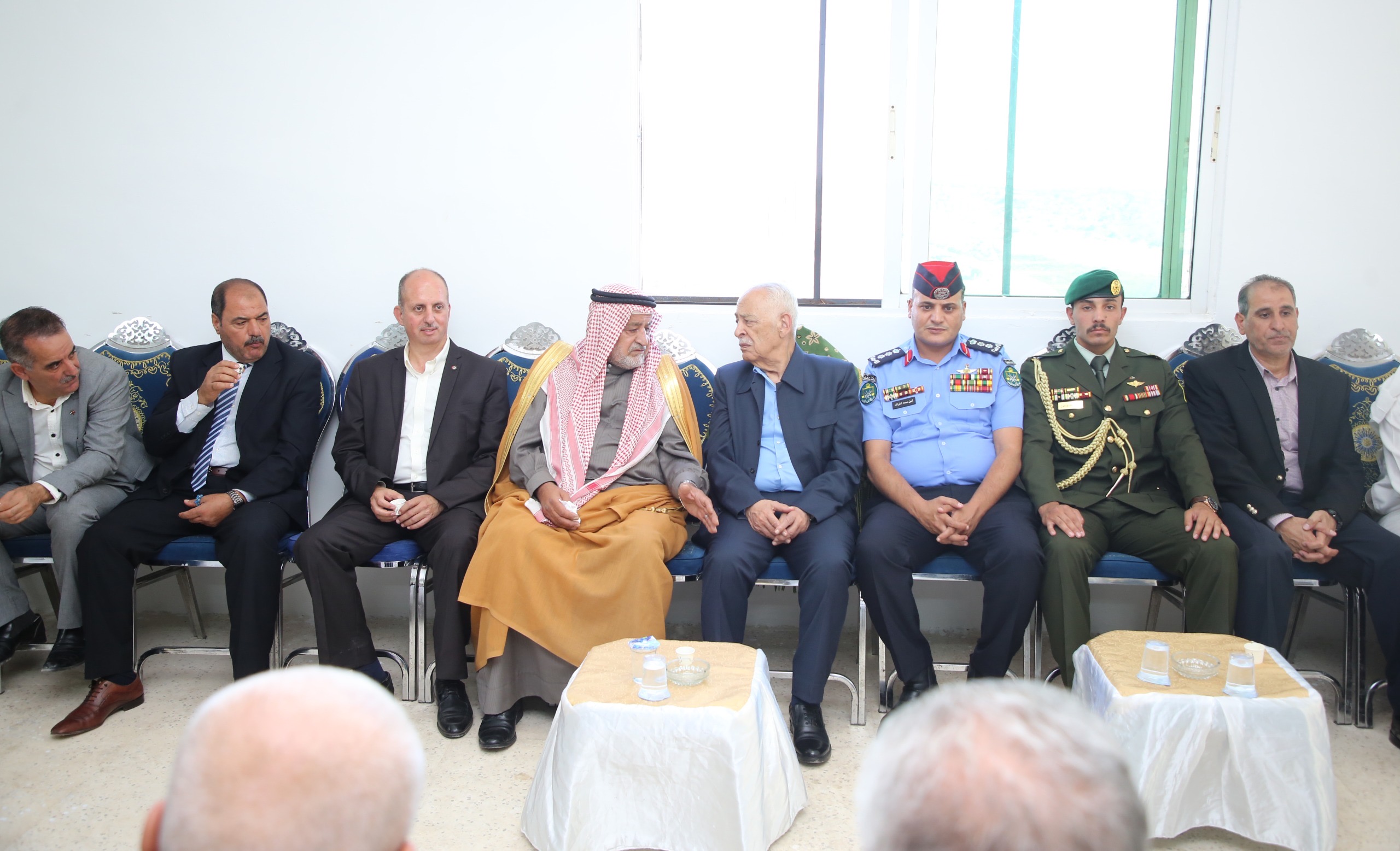 مندوبا عن الملك وولي العهد.. العيسوي يعزي عبيدات والذيب ومشعل والبدري