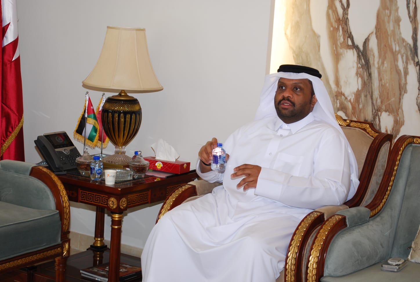 سفارة قطر في الأردن تستقبل المعزين بوفاة الأمير الوالد الشيخ حمد بن خليفة آل ثاني