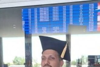 مجاهد المنادحة والعائلة يُهنئ نجله يزن لحصوله على درجة الدكتوراة