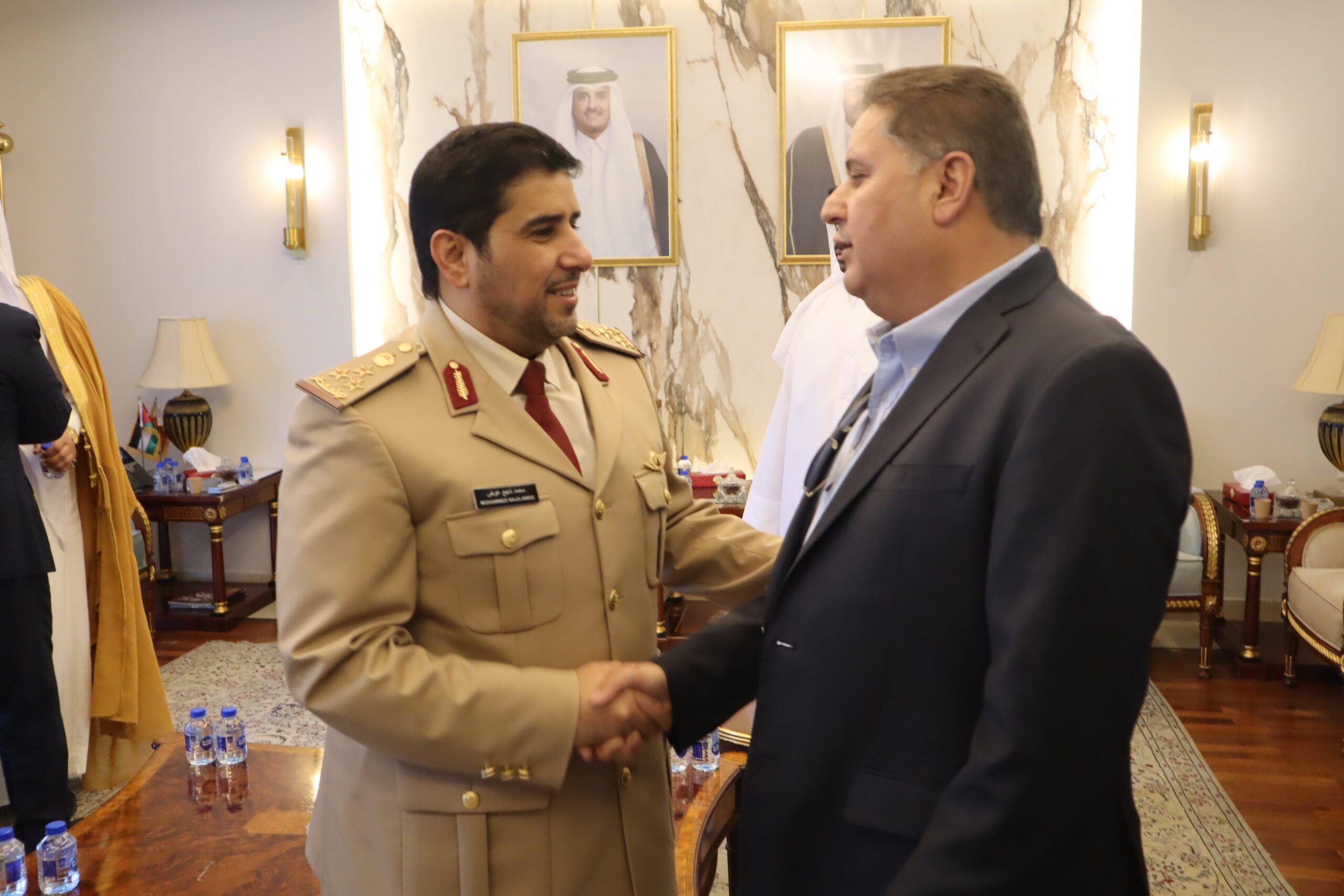 سفارة قطر في الأردن تستقبل المعزين بوفاة الأمير الوالد الشيخ حمد بن خليفة آل ثاني
