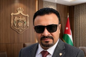 الدكتور محمد المومني... حين يتحول الاتصال الحكومي إلى هندسةٍ للوعي الوطني
