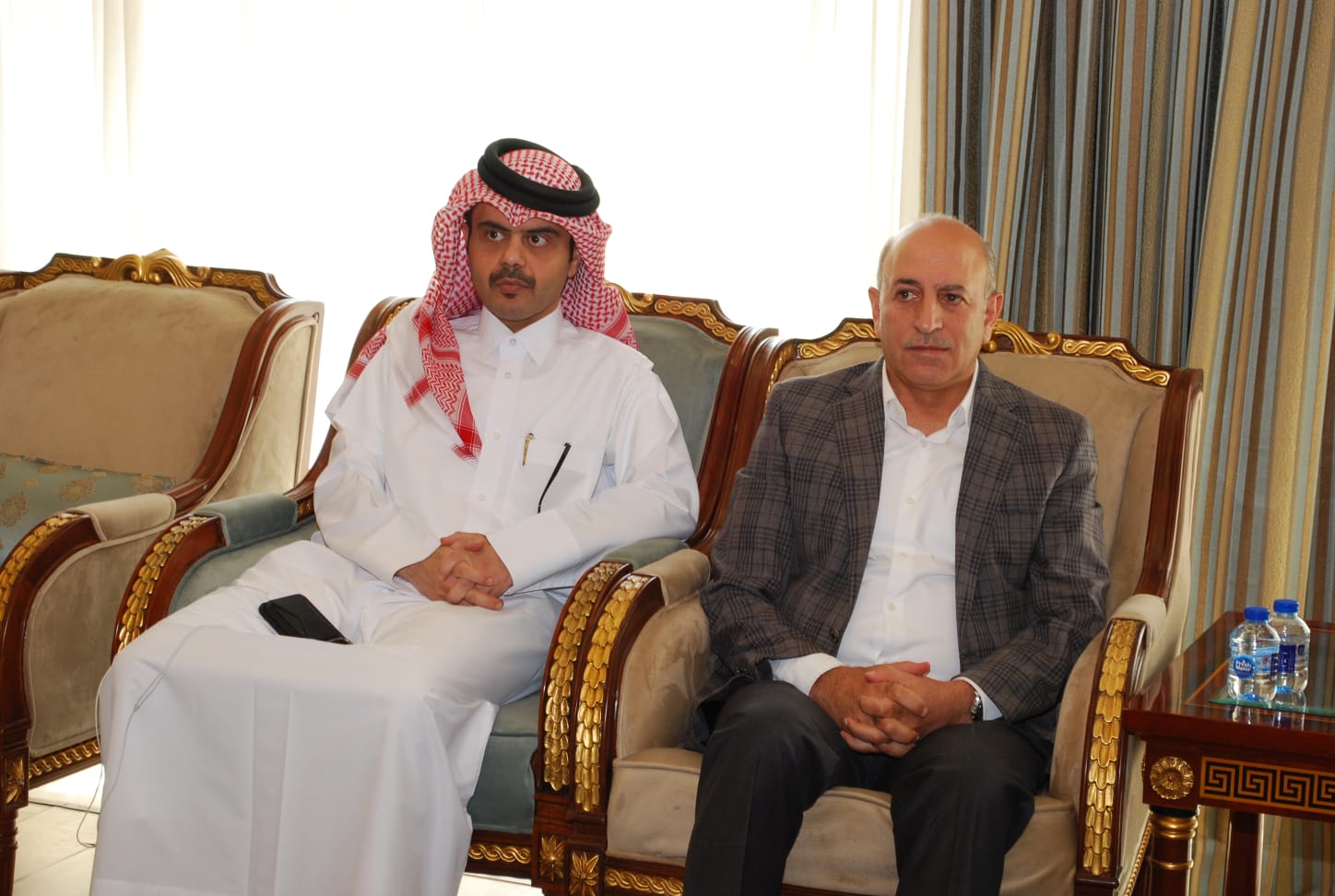 سفارة قطر في الأردن تستقبل المعزين بوفاة الأمير الوالد الشيخ حمد بن خليفة آل ثاني