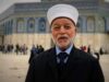 الاحتلال الإسرائيلي يعتقل خطيب المسجد الأقصى الشيخ محمد حسين بعد صلاة الجمعة