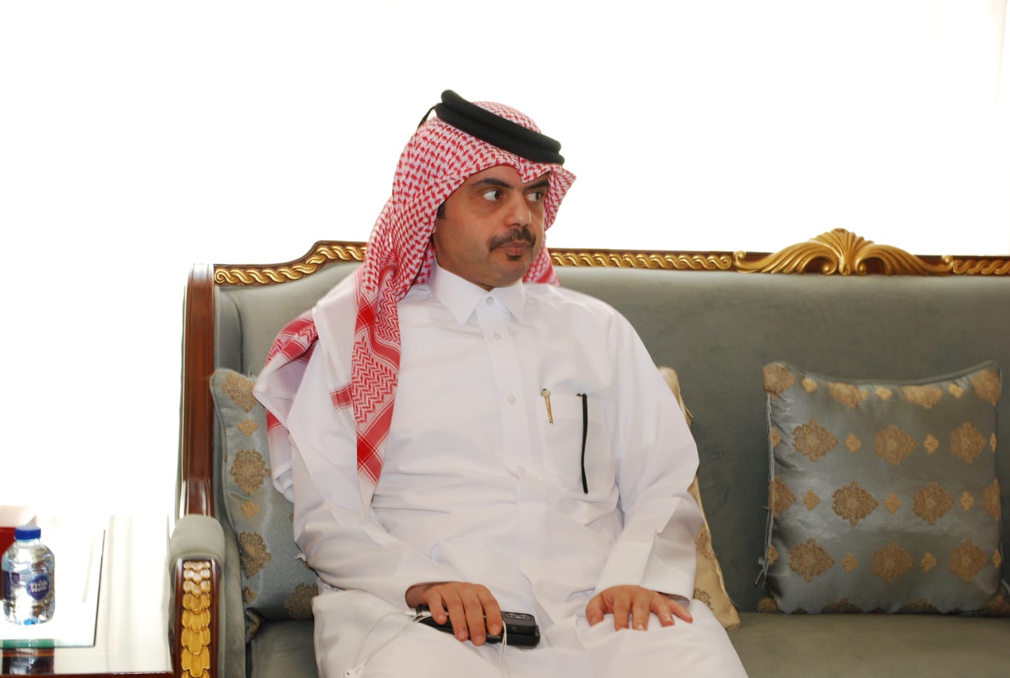 سفارة قطر في الأردن تستقبل المعزين بوفاة الأمير الوالد الشيخ حمد بن خليفة آل ثاني