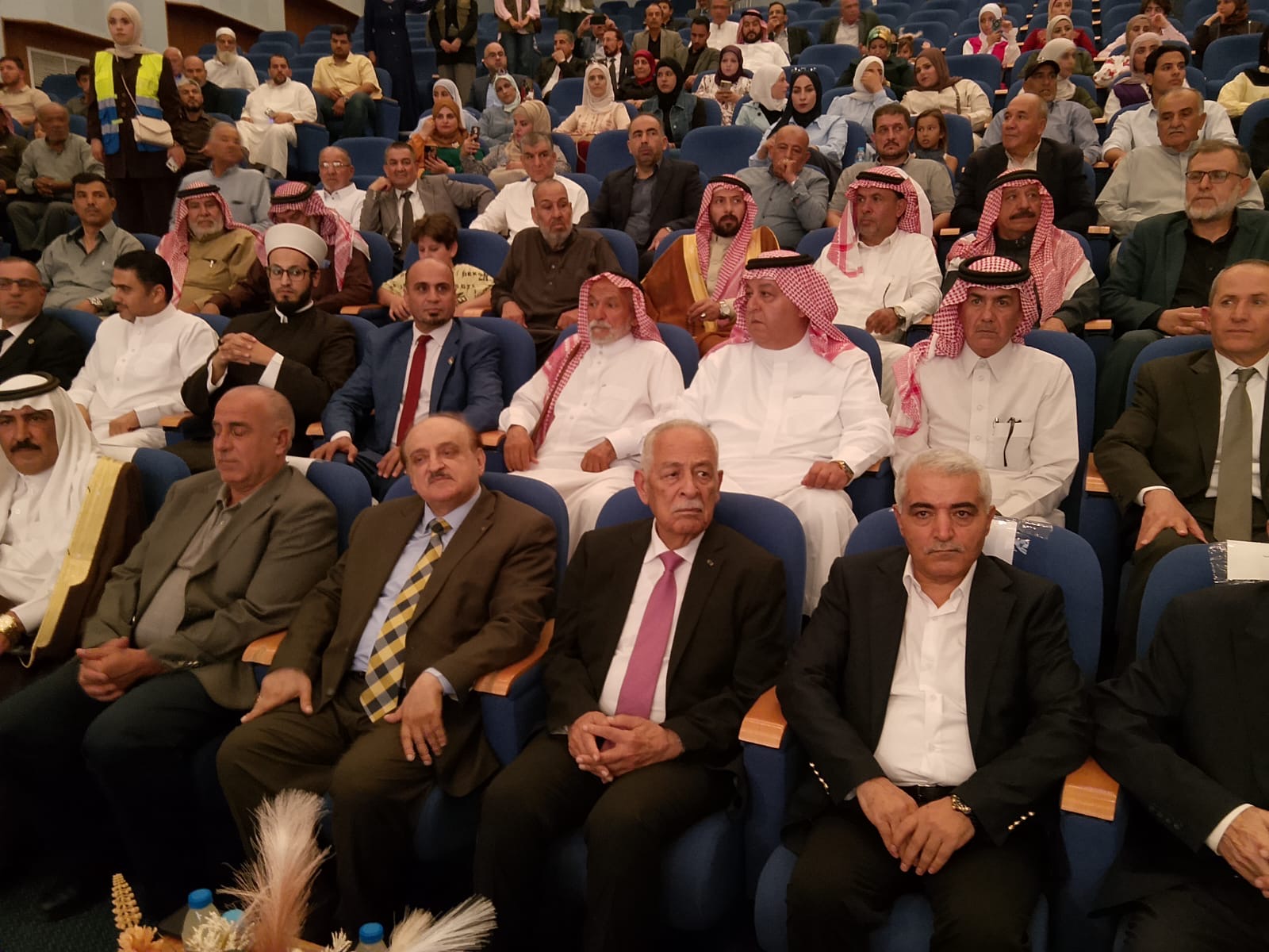 ملتقى معان الثقافي يحتفي بالأعياد الوطنية تحت شعار " تاريخ نحكيه ... ووطن نفديه " برعاية رئيس الديوان الملكي الهاشمي يوسف العيسوي