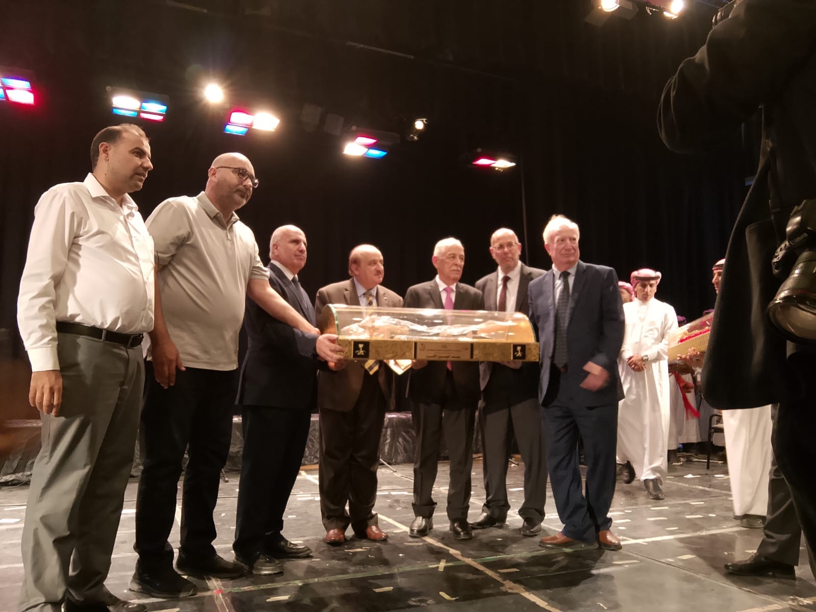 ملتقى معان الثقافي يحتفي بالأعياد الوطنية تحت شعار " تاريخ نحكيه ... ووطن نفديه " برعاية رئيس الديوان الملكي الهاشمي يوسف العيسوي