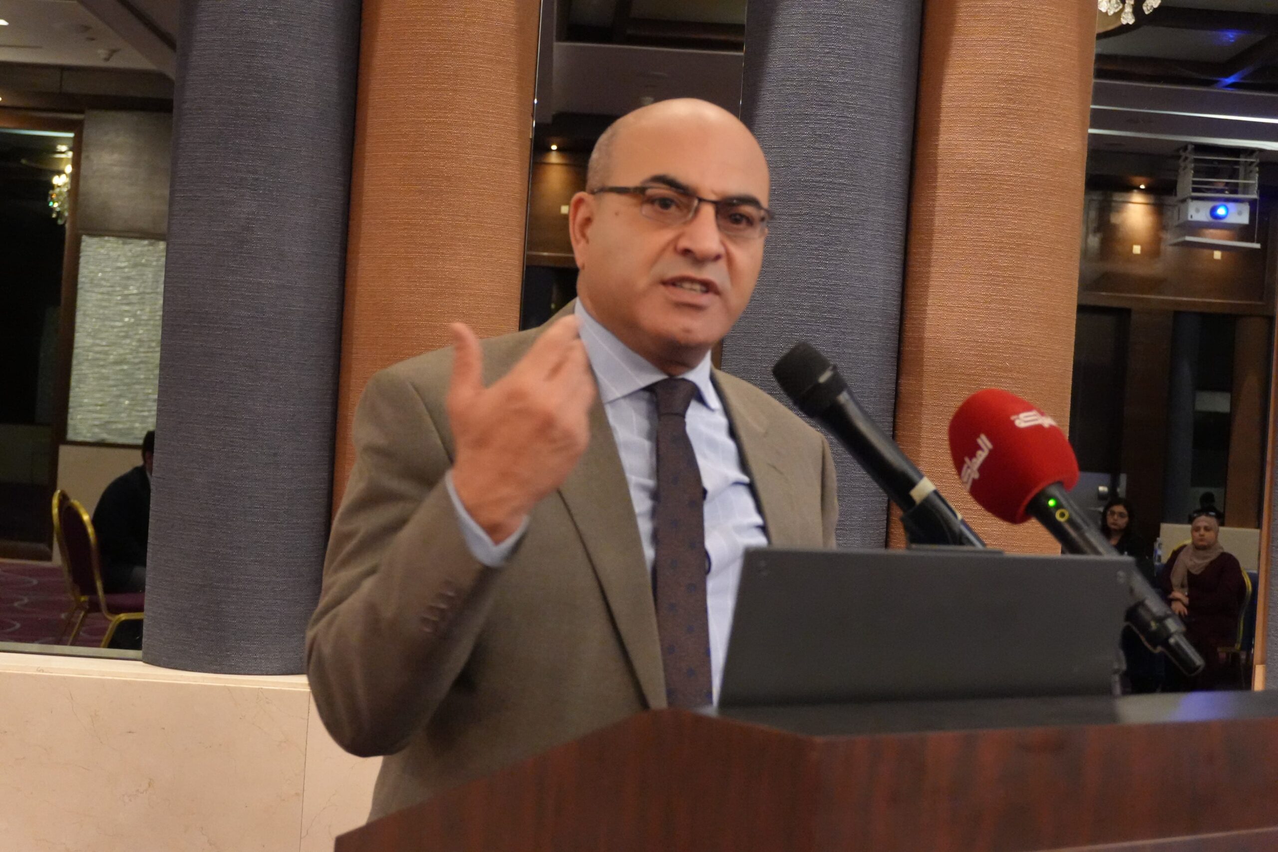 تحت رعاية أمين عام وزارة الشؤون السياسية مركز مؤشر الأداء "كفاءة" يختتم مشروع "تمكين الشباب بمهارات مراقبة الأداء" ويناقش ثلاث دراسات وطنية