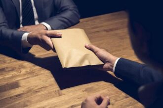 محاكمة مسؤول في أمانة عمان بقضية رشوة قيمتها 40 ألف دينار
